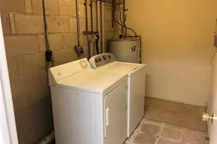 6 Bouton St E, Stamford, CT 06907 - Photo 13