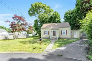 124 Minturn Pl, Bridgeport, CT 06606 - Photo 19