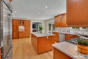42 Mill Stone Dr, Guilford, CT 06437 - Photo 9