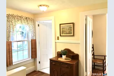 10 Woods Lane, Simsbury, CT 06070 - Photo 19