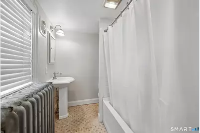 223 Oxford Street, Hartford, CT 06105 - Photo 23