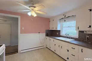 37 Indian Run, Enfield, CT 06082 - Photo 7