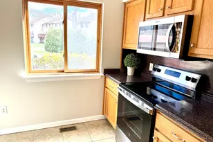 169 Greenwoods Ln, East Windsor, CT 06088 - Photo 11