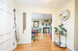 523 W Jackson Ave, Bridgeport, CT 06604 - Photo 9