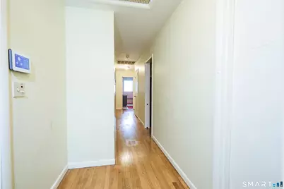 523 West Jackson Avenue, Bridgeport, CT 06604 - Photo 25