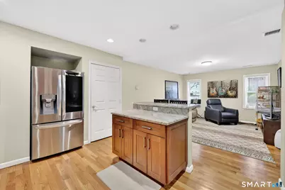 21 Lakeview Boulevard, Avon, CT 06001 - Photo 15