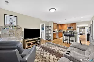 21 Lakeview Blvd, Avon, CT 06001 - Photo 19