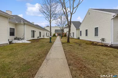 124 Southwick Court #124, Cheshire, CT 06410 - Photo 27