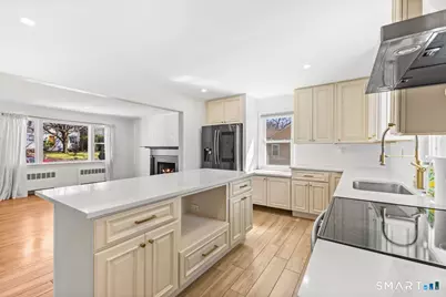 28 Camore Street, Stamford, CT 06905 - Photo 9