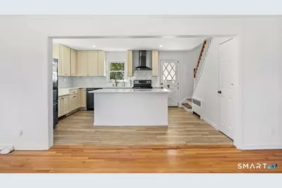 28 Camore Street, Stamford, CT 06905 - Photo 5