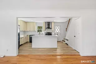 28 Camore St, Stamford, CT 06905 - Photo 5