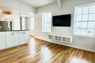 60 Willow St, Stonington, CT 06355 - Photo 1