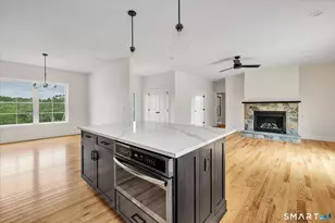 20 Hunting Rdg Rd, Middlebury, CT 06762 - Photo 11