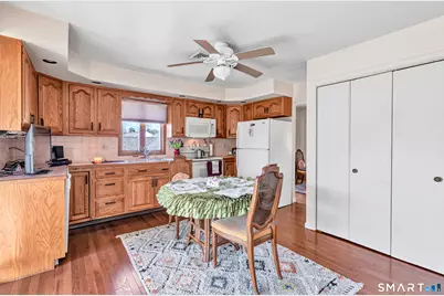 669 Queen Street, Bridgeport, CT 06606 - Photo 19