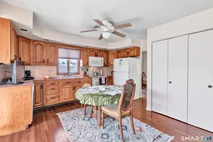 669 Queen St, Bridgeport, CT 06606 - Photo 19