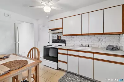 669 Queen Street, Bridgeport, CT 06606 - Photo 7