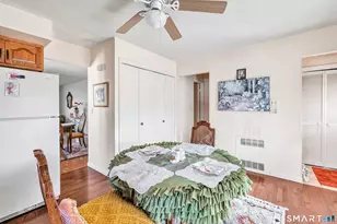 669 Queen St, Bridgeport, CT 06606 - Photo 21