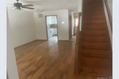 10 Macintosh Lane #10, Ansonia, CT 06401 - Photo 3