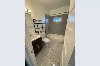 370 Washington Street, New Britain, CT 06053 - Photo 7