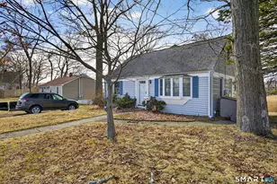 98 Oregon Ave S, Milford, CT 06460 - Photo 3