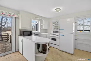 98 Oregon Ave S, Milford, CT 06460 - Photo 9