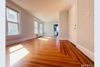 133 Quaker Lane South #2, West Hartford, CT 06119 - Photo 1