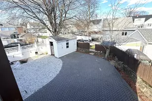 1584 Madison Ave, Bridgeport, CT 06606 - Photo 3