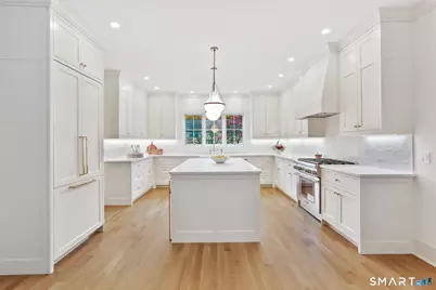 15 Barton Road, Fairfield, CT 06824 - Photo 11