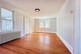 133 Quaker Ln S, West Hartford, CT 06119 - Photo 1