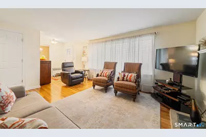 11 Whalley Road, Trumbull, CT 06611 - Photo 13