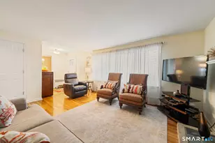 11 Whalley Rd, Trumbull, CT 06611 - Photo 13