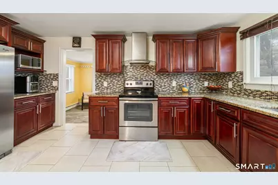 11 Whalley Road, Trumbull, CT 06611 - Photo 5