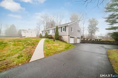 11 Whalley Road, Trumbull, CT 06611 - Photo 3