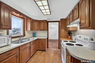 57 Glenmoor Dr, East Haven, CT 06512 - Photo 17