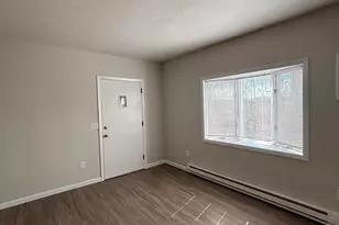 37 Wakefield Ct, New Britain, CT 06053 - Photo 3