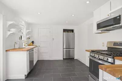 26 Taylor Place, Fairfield, CT 06890 - Photo 9