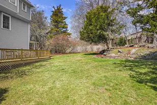 26 Taylor Pl, Fairfield, CT 06890 - Photo 31