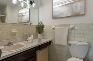 237 Strawberry Hill Ave, Stamford, CT 06902 - Photo 7