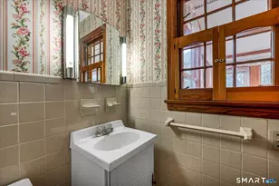 28 Fairview Ave, Wallingford, CT 06492 - Photo 15