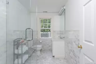 128 5 Mile River Rd, Darien, CT 06820 - Photo 13