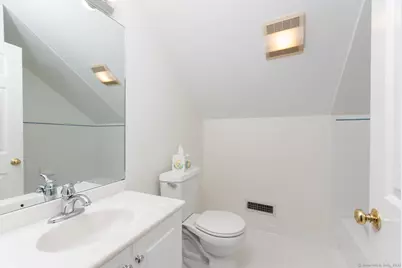 128 Five Mile River Road, Darien, CT 06820 - Photo 15