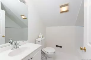 128 5 Mile River Rd, Darien, CT 06820 - Photo 15