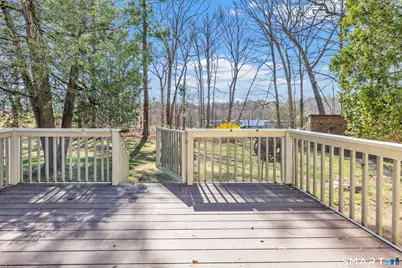 107 Broadway, Trumbull, CT 06611 - Photo 23