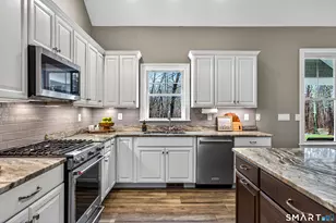 91 Hampden Rd, Stafford, CT 06076 - Photo 7