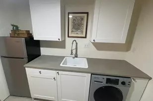 308 Meadowside Rd, Milford, CT 06460 - Photo 15