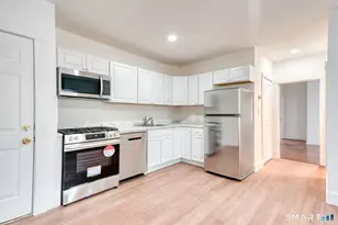 152 Oak St, New Britain, CT 06051 - Photo 5