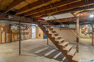 30 Currituck Rd, Newtown, CT 06470 - Photo 35