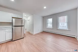 152 Oak St, New Britain, CT 06051 - Photo 7