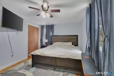 558 Oak Street, East Hartford, CT 06118 - Photo 9