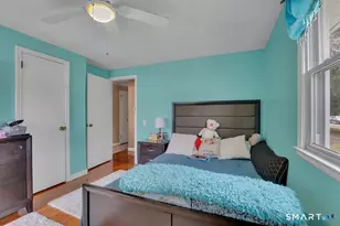 558 Oak St, East Hartford, CT 06118 - Photo 13